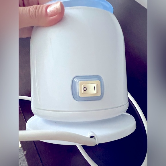 Philips Avent Electric Bottle and Baby Food Warmer - Picture 4 of 7